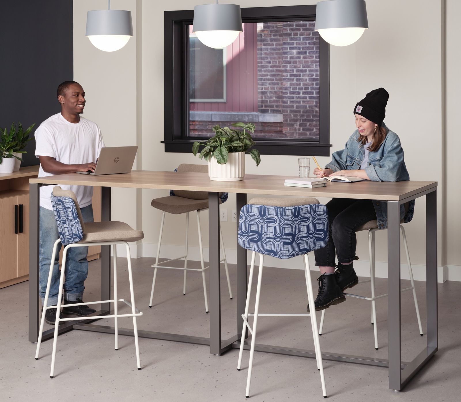 A 10 23 24 rt london showroom0848 54099174632 o