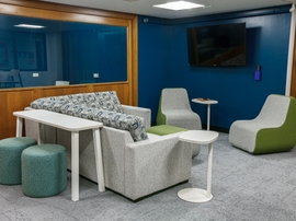 UNIVERSITY HALL 4 10