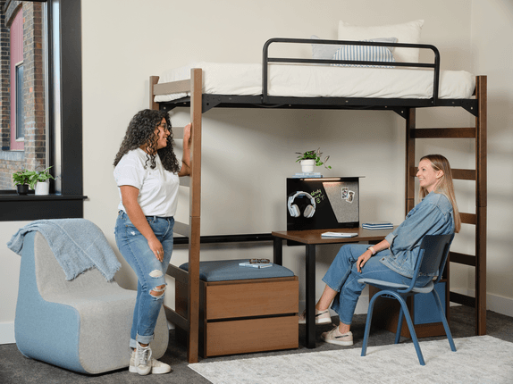 A 09 04 25 rt showroom1416 54767409419 o